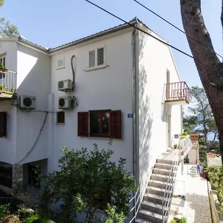 38 - With Balcony And Sea View Apartman *