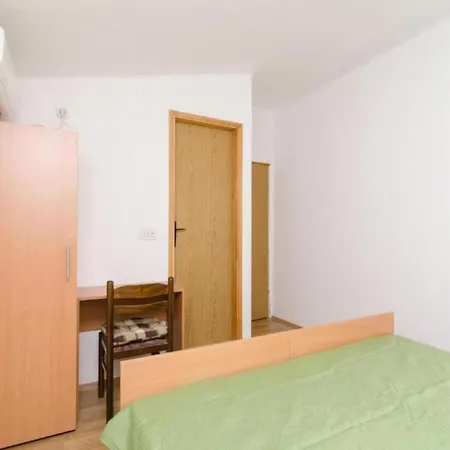 38 - With Balcony And Sea View Apartment Sobra